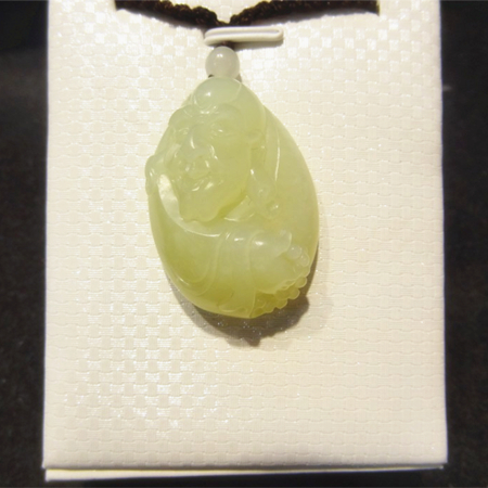 YQ1411-YW_a和田黄玉精雕“罗汉”挂件4800 附证书.jpg