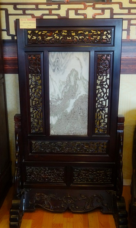 RF0761-DYM_酸枝木嵌云石雕花落地屏风 24000.jpg