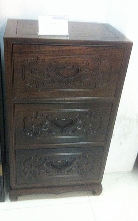 RF0572_檀木雕花三抽柜 3600 T.jpg