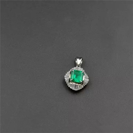KX3641-JJ PT900ĸʯҼ29800 5.3g E1.93ct d0.137ct JRH-J1693 뱦ʯо֤FR01950.jpg