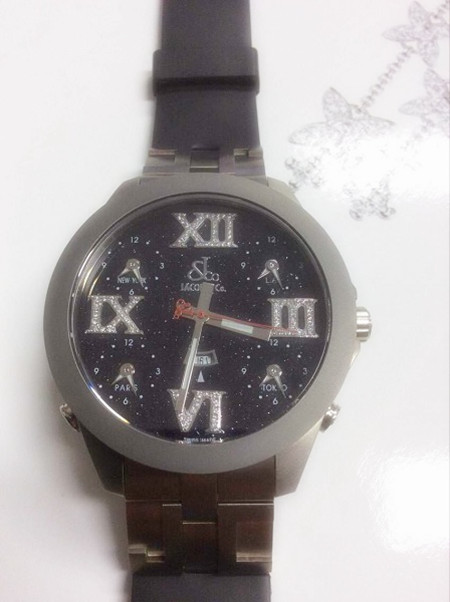 SW2549-QJP Jacob&co 捷克豹五地时限量版全自动机械腕表(全新)18500 893125 钻石罗马数字 五地时间显示 黑色橡胶带 全球限量72块第32块.jpg