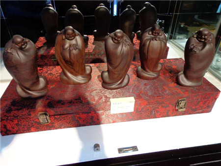 QT2210 檀木精雕“五福临门”980 复合物.jpg