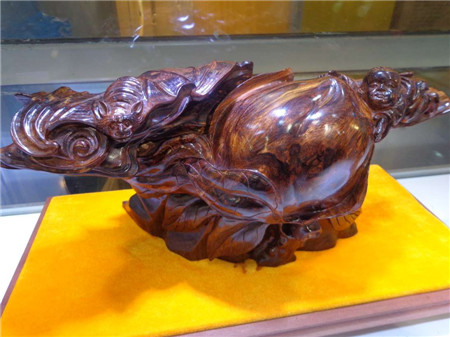 QT2871 黄花梨精雕“福寿双全”摆件9000 附宝笼 底座 盒.jpg