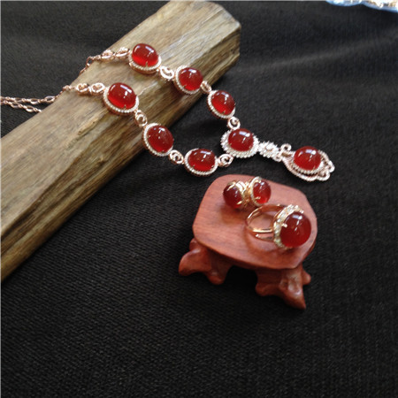 SJ1781_b925银镶嵌宝红色天然玉髓豪华套装1800.jpg
