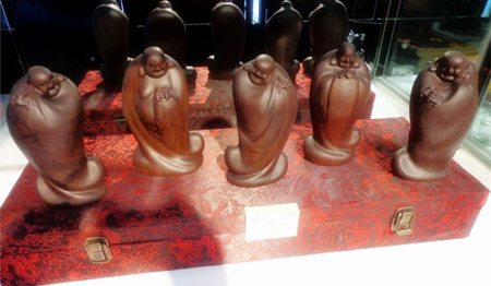 QT2210_a 檀木精雕“五福临门”980.jpg